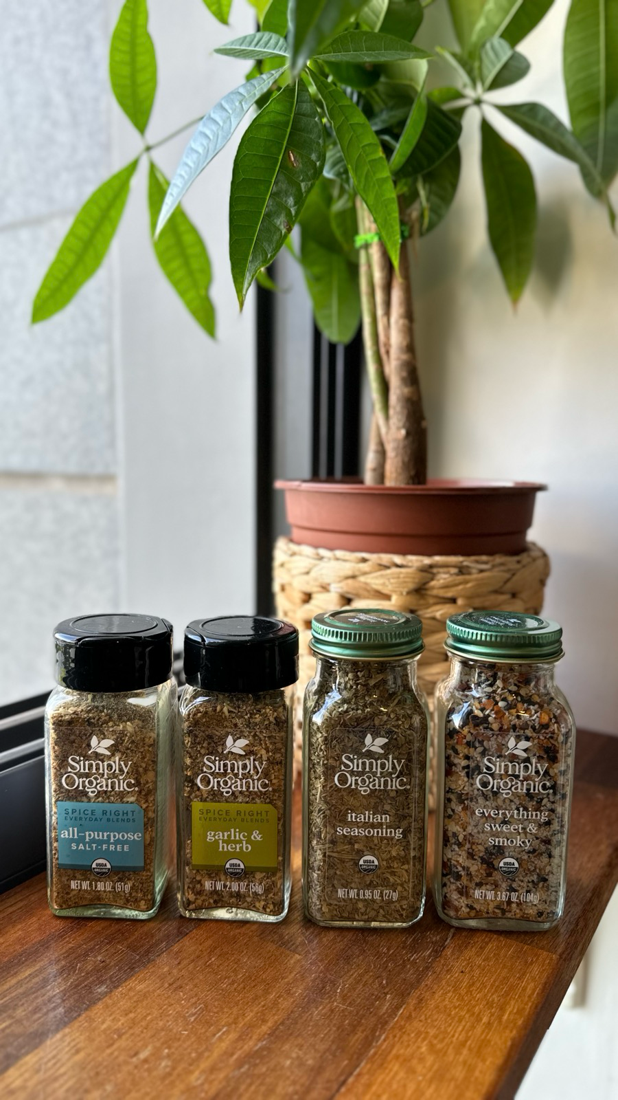 אייהרב המלצות על מוצרי מזון. תבלינים של simply organic. צילום goodmother_il