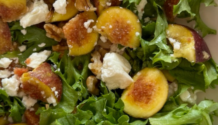 סלט תאנים. צילום goodmother_il